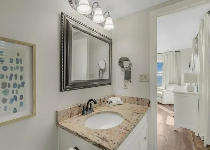Apartment Harbour Place 413 By Collection *