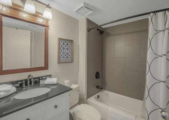 Harbour Place 413 By Collection